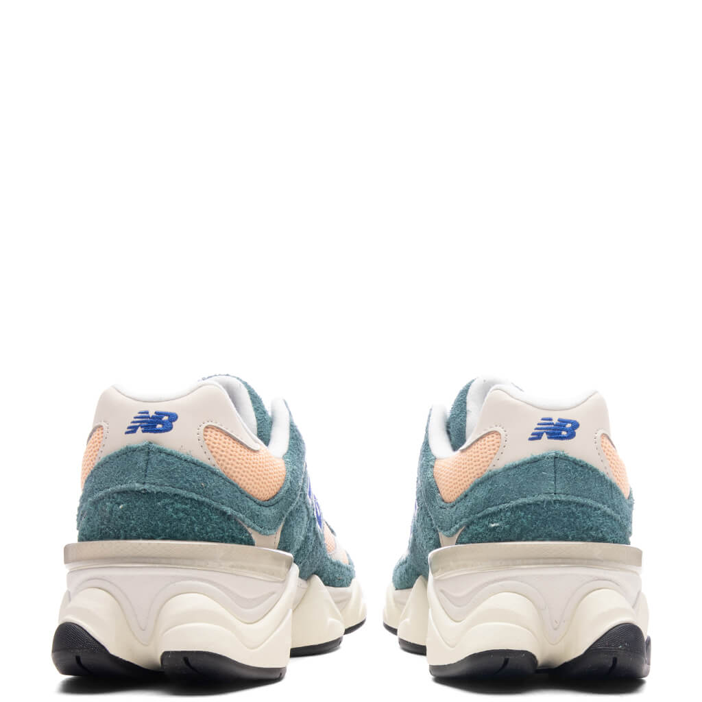 New Balance 9060 (GS) - New Spruce/Peach Blossom/Team Royal